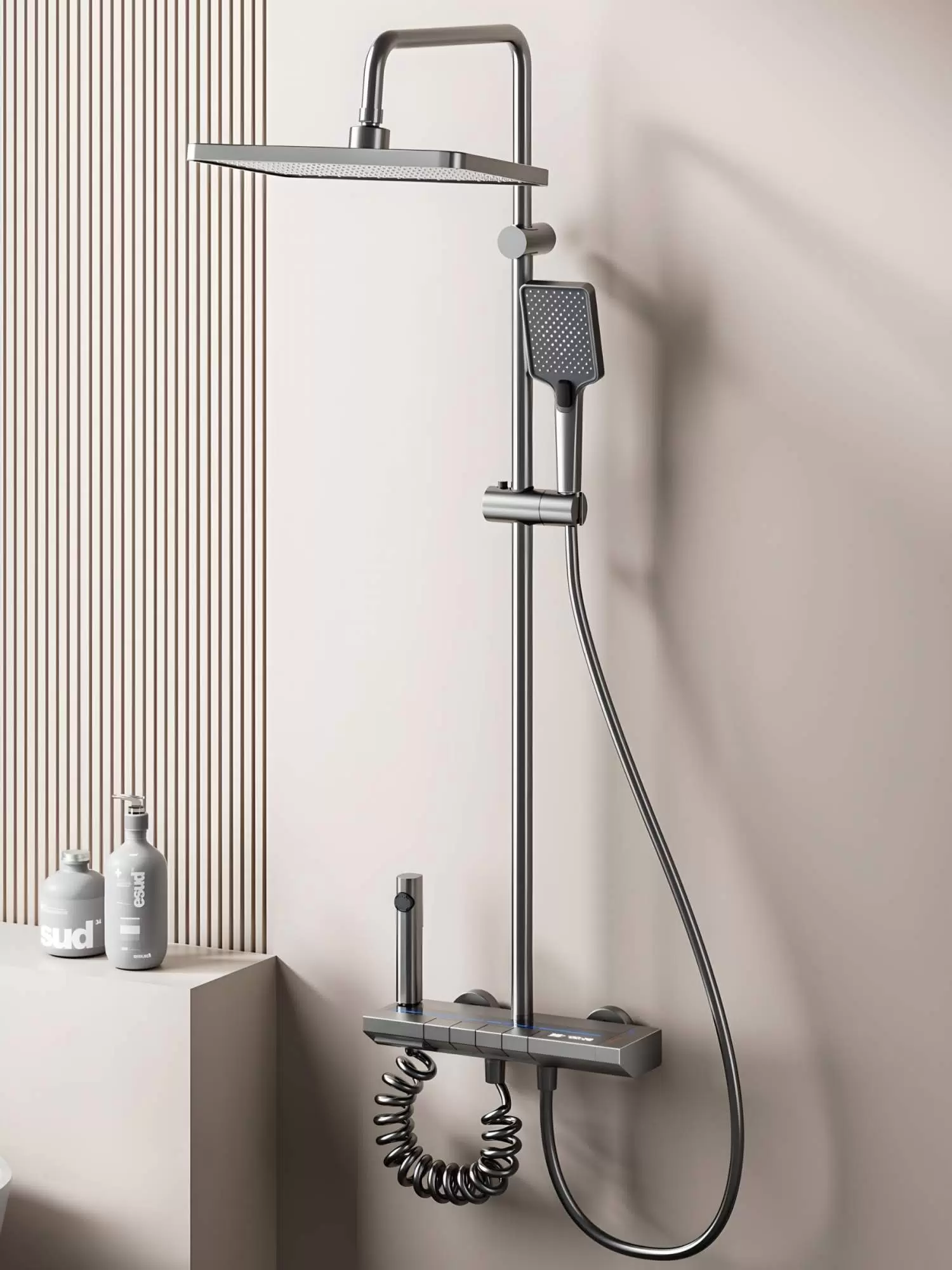 نمای کلی دوش جدید در حمام های مدرن