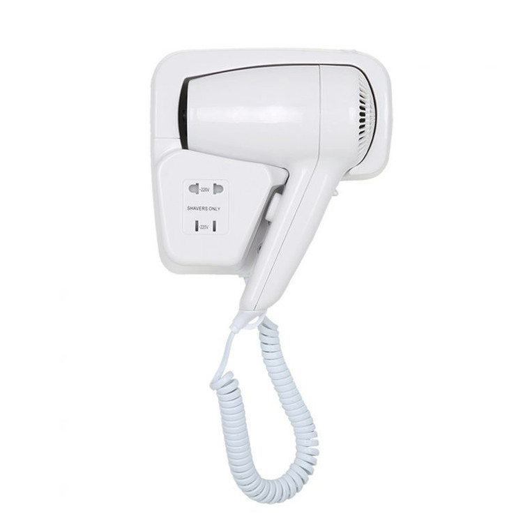 نمایش کلید ایمنی قطع برق در سشوار دیواری حمام