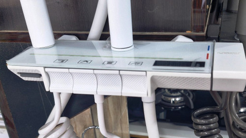 دوش حمام پیانویی نمایشگردار Valencia سفید، طراحی مدرن حمام