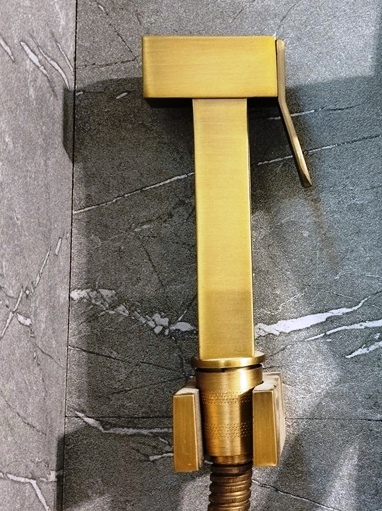 دوش دستی توالت استیل ۳۰۴ با قابلیت تنظیم فشار آب