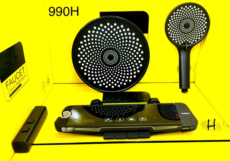 نمای نزدیک از دوش دستی (Handheld) با قابلیت تنظیم شدت پاشش