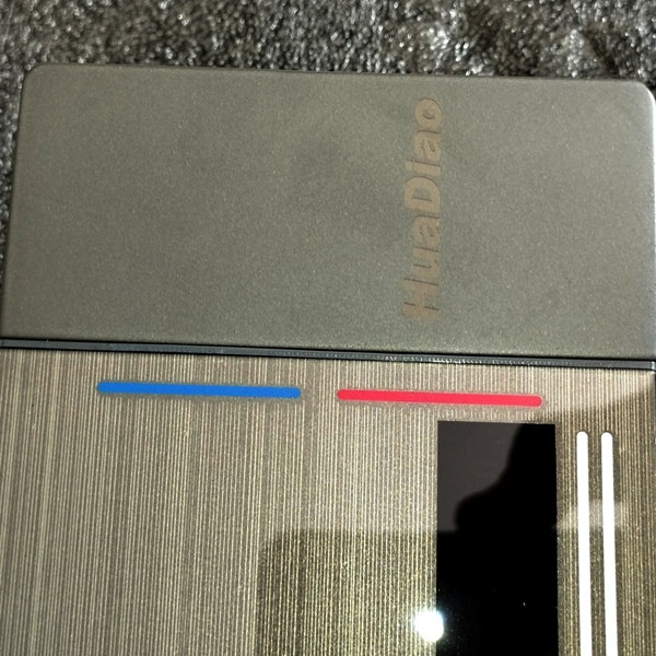 دوش هوشمند با نمایش دمای آب