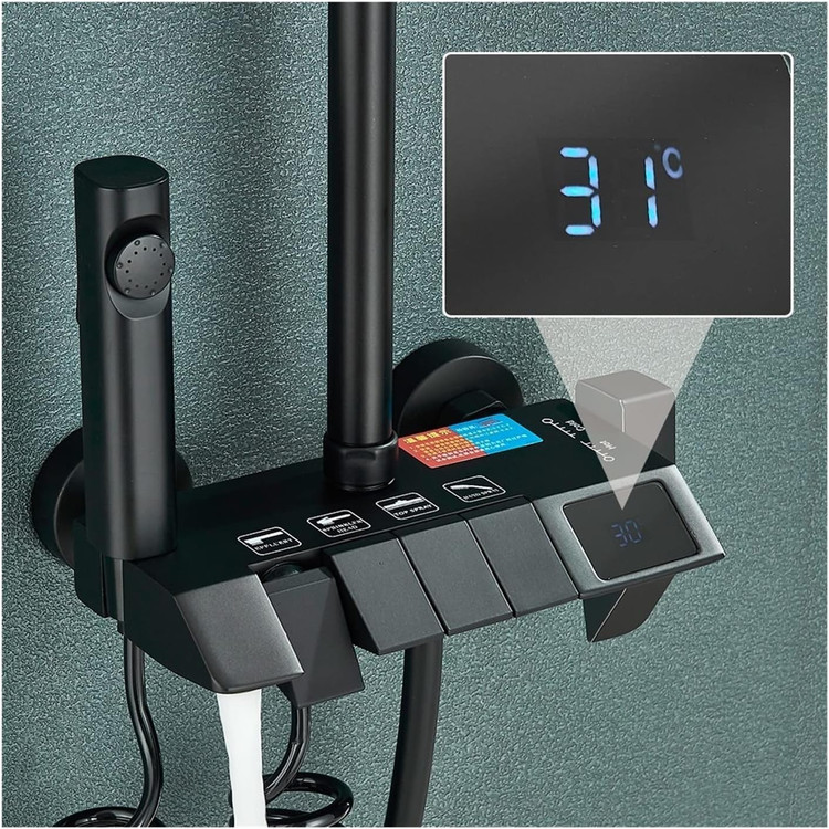 نمای نزدیک شیر دوش LED