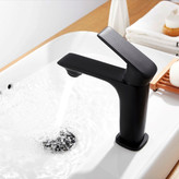 استفاده از پک شیرآلات هوشمند در سرویس بهداشتی