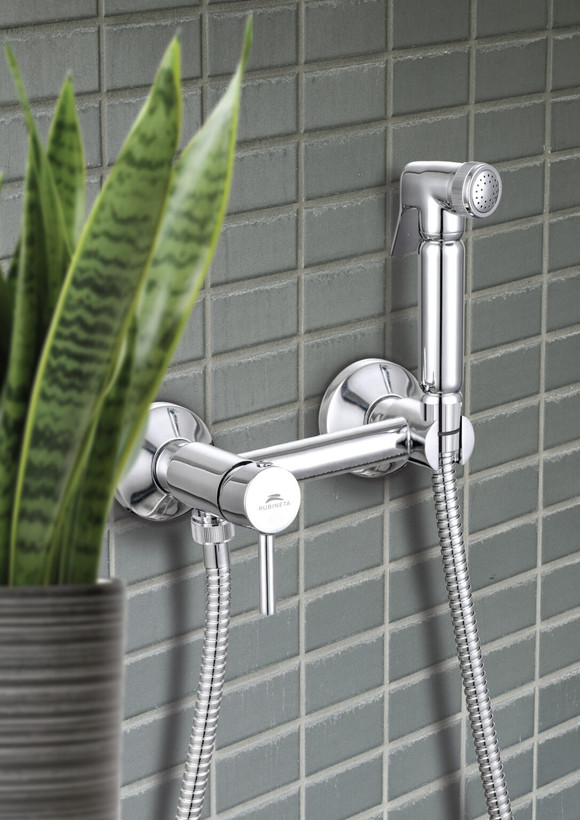 نصب شیر توالت سرد و گرم