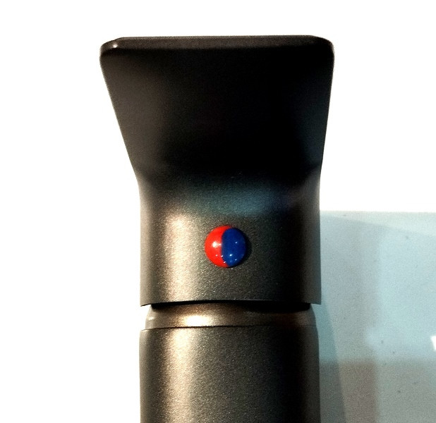 نمای نزدیک شیر توالت اهرمی