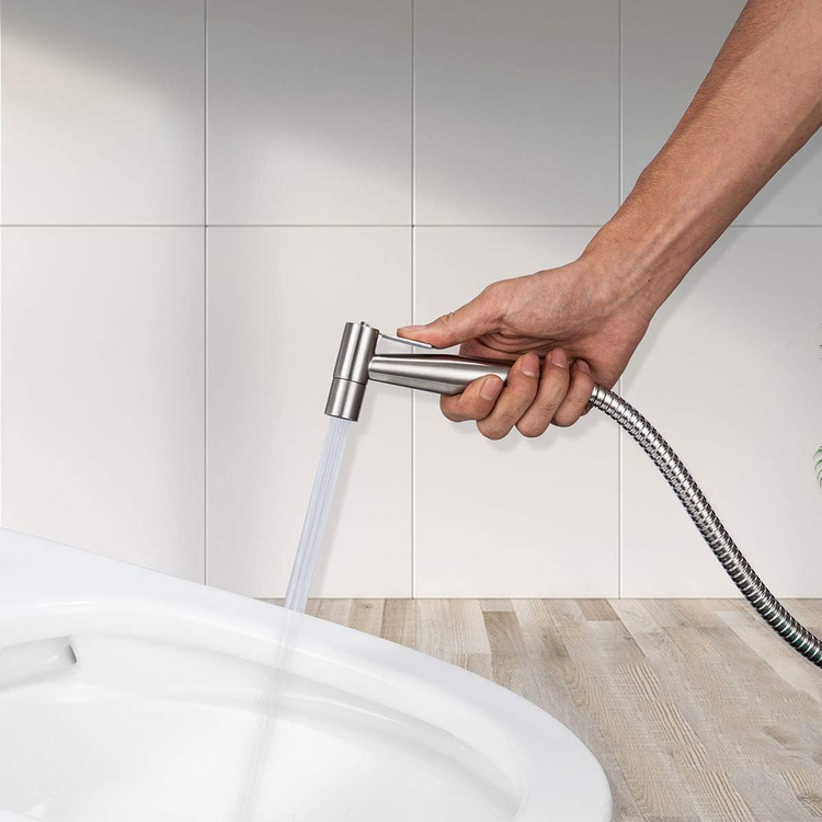 شاتاف توالت با شلنگ بلند