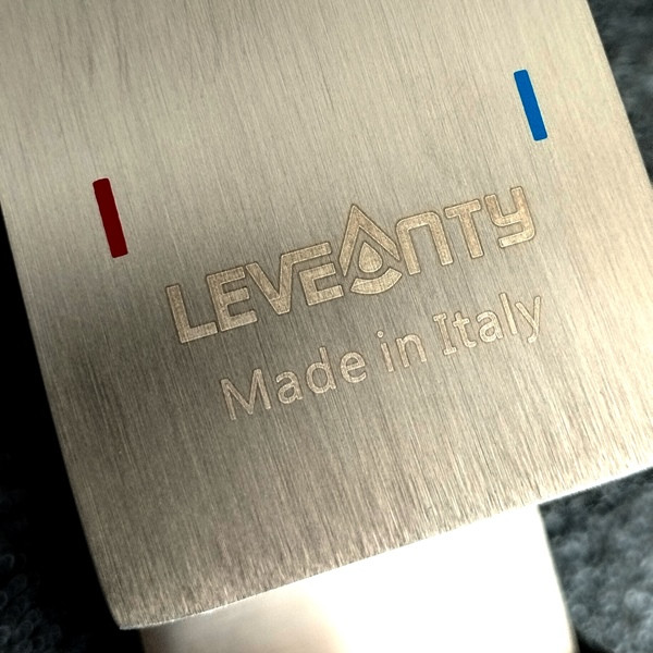 نمای نزدیک شیر ایتالیایی لوکس LEVEANTY