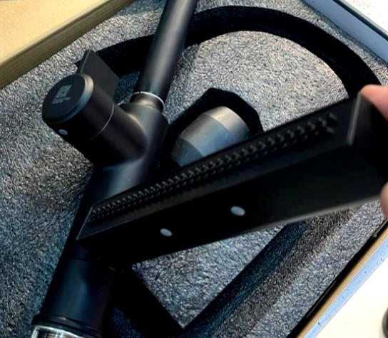 نمای نزدیک نوآوری آبشاری شیر ظرفشویی