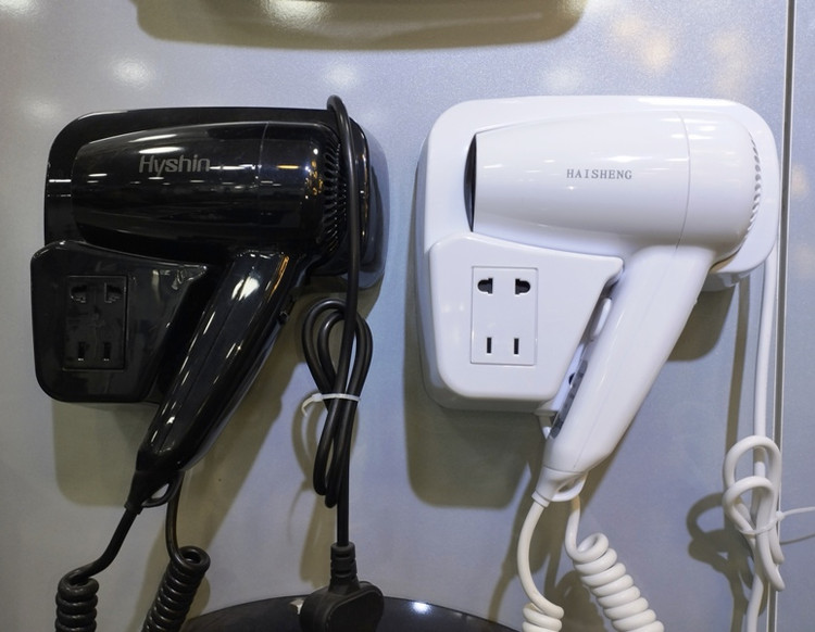 نمای نزدیک سشوار دیواری HuaDiao