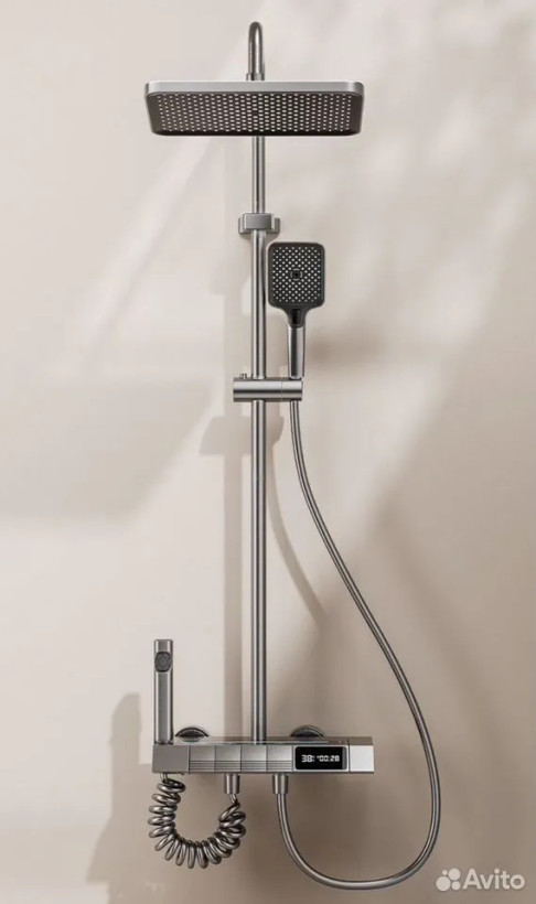 دوش حمام با نور LED برای تجربه لوکس