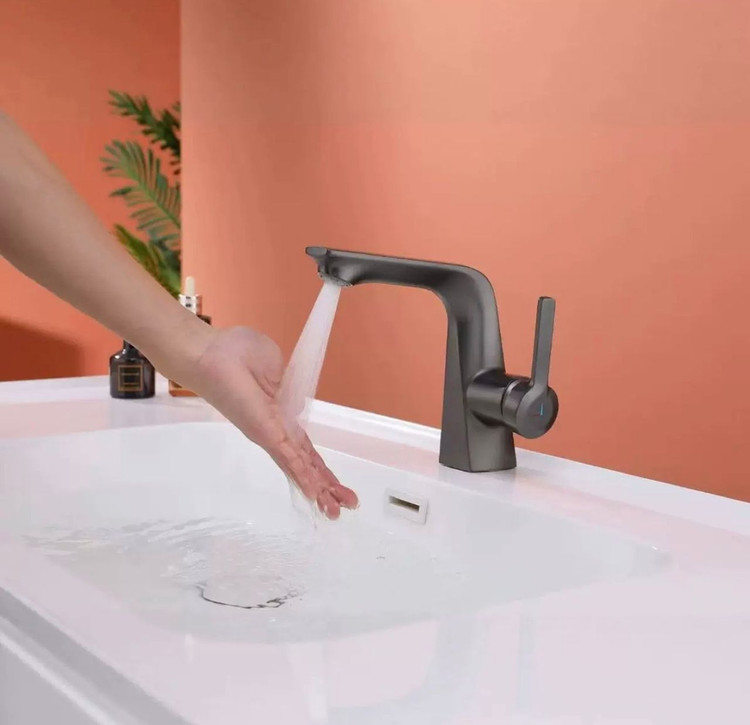 شیر روشویی با دوام و شیرینترین لمس آب