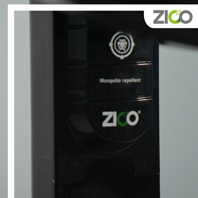 نمای نزدیک پنکه ZICO با نمایشگر دیجیتال و ریموت کنترل