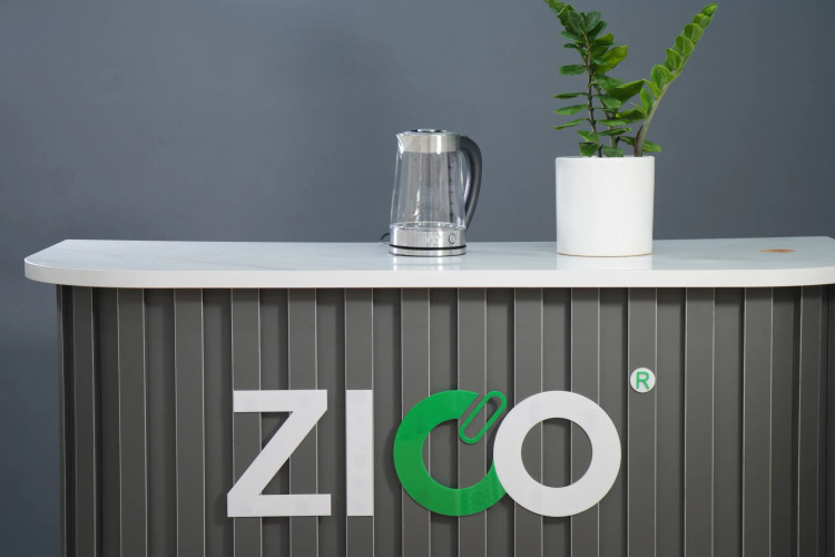 بدنه شیشهای کتری برقی زیکو